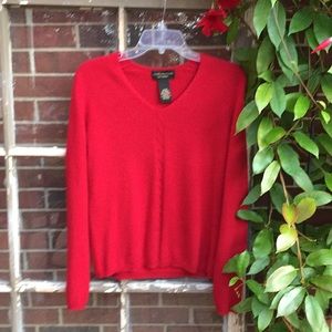Cashmere V-neck red sweater